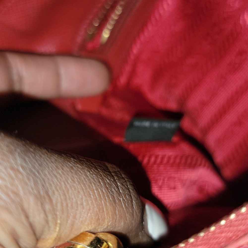 Prada - Picture 12 of 17